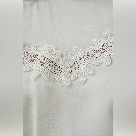 Keepsake the Label Resound Long Sleeve Satin Blouse Top in Seafoam Green NWT - Picture 3 of 8